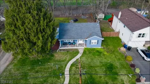 353 Hillcrest Ave, Plainfield, NJ 07062 photo 3