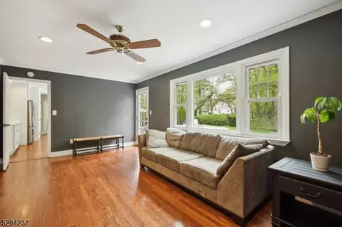 57 Lenox Rd, Wayne, NJ 07470 photo 13