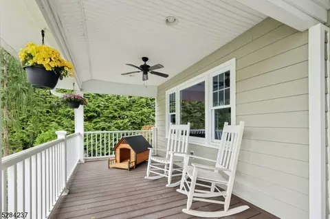 57 Lenox Rd, Wayne, NJ 07470 photo 3