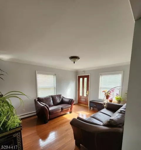 608 Paulison Ave, Clifton, NJ 07011