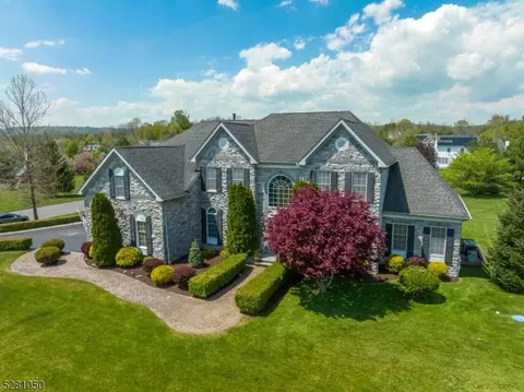 11 Runkle Pl, Franklin Twp, NJ 08802