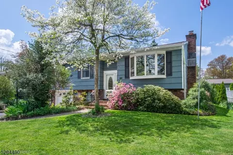 43 Northfield Rd, Parsippany-troy Hills Twp, NJ 07054