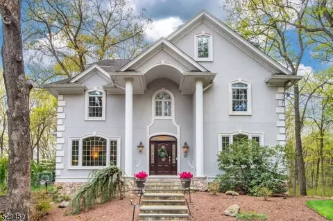 58 Pocono Rd, Mountain Lakes, NJ 07046