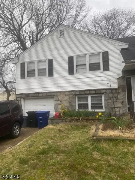 145 Boxwood Ln, Cinnaminson, NJ 08077