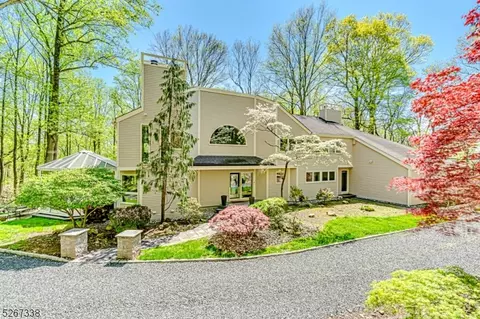 46 Charles Rd, Bernardsville, NJ 07924