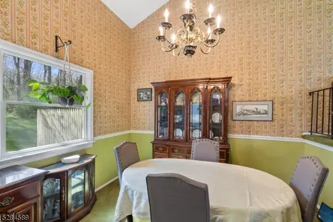 4 Deer Path, Washington Twp, NJ 07853 photo 10
