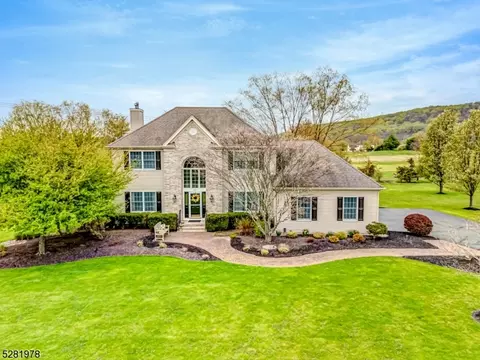 227 Johnson Rd, Readington Twp, NJ 08889