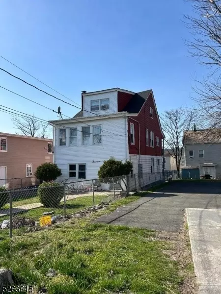 17 N 5th St, Paterson, NJ 07522