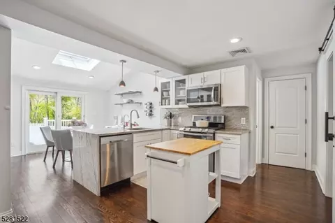 356 Meisel Ave, Springfield, NJ 07081 photo 9