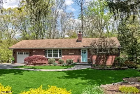 165 Balsam Rd, Wayne, NJ 07470