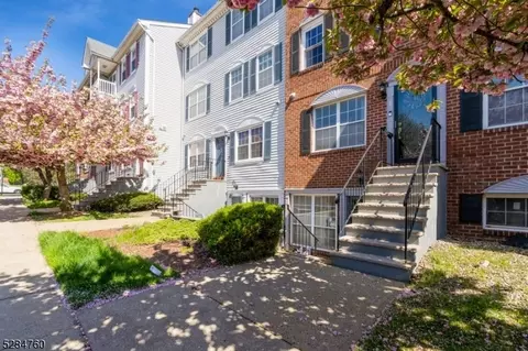 41 Rutgers Dr, Newark, NJ 07103