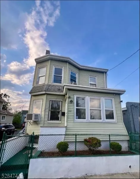 161 Warren St, Paterson, NJ 07524