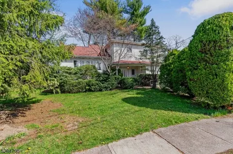 2437 Steuben St, Union, NJ 07083