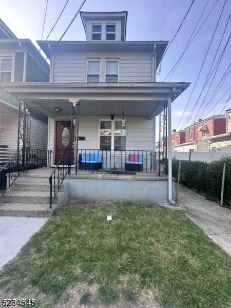 243 Irwin St, Phillipsburg, NJ 08865