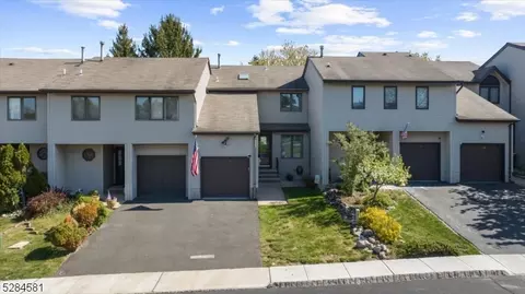 20 Linden Ct, Flemington, NJ 08822