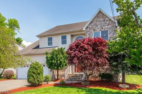 345 Hoover Ave, Edison, NJ 08837 photo 4