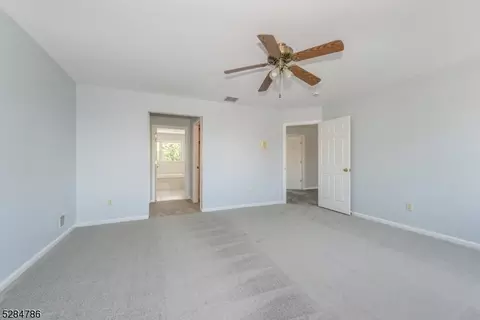 345 Hoover Ave, Edison, NJ 08837 photo 22