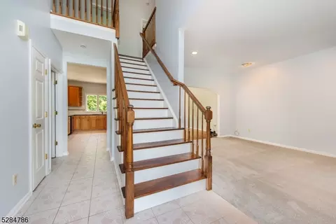 345 Hoover Ave, Edison, NJ 08837 photo 5