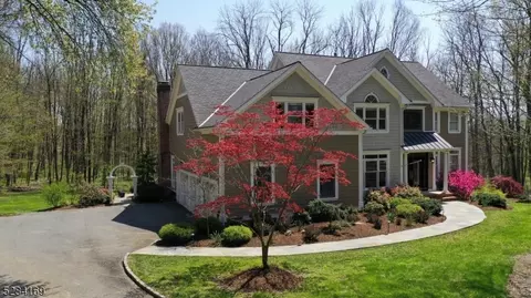 140 Pleasant Hill Rd, Chester, NJ 07930