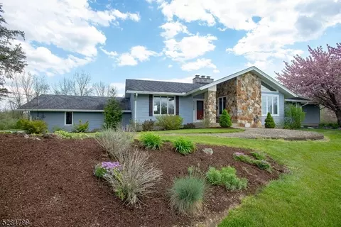 132 Hibler Rd, Newton, NJ 07860
