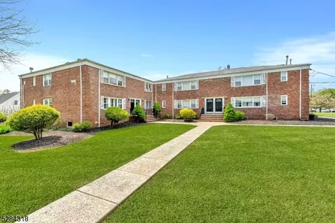 31 Morgan Ln UNIT 4B, Bridgewater, NJ 08807