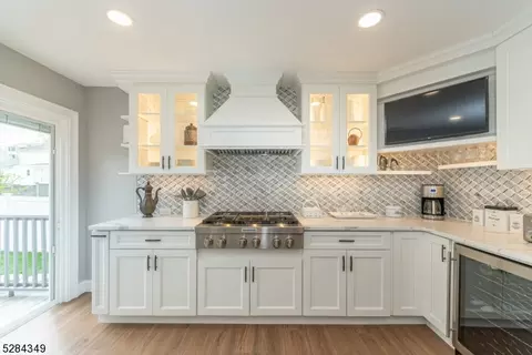 164 Jackson Ave, Wayne, NJ 07470 photo 4