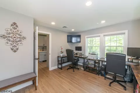 164 Jackson Ave, Wayne, NJ 07470 photo 12