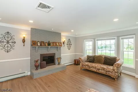 164 Jackson Ave, Wayne, NJ 07470 photo 11