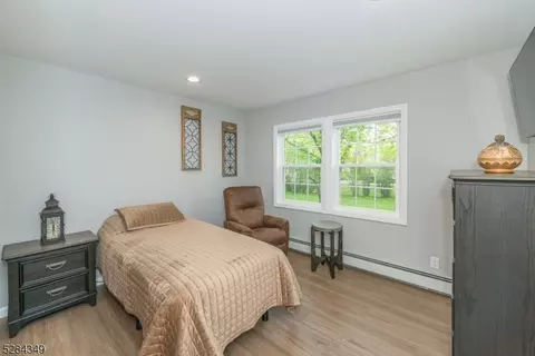 164 Jackson Ave, Wayne, NJ 07470 photo 13