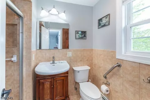 164 Jackson Ave, Wayne, NJ 07470 photo 26