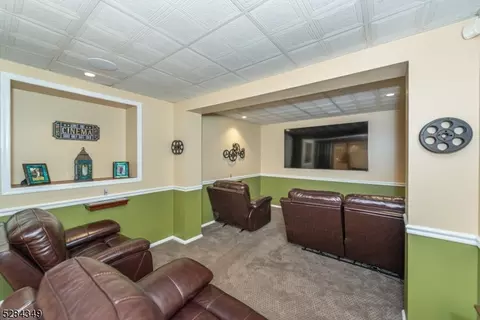 164 Jackson Ave, Wayne, NJ 07470 photo 32
