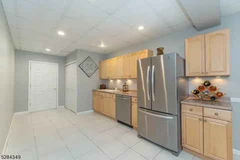 164 Jackson Ave, Wayne, NJ 07470 photo 30