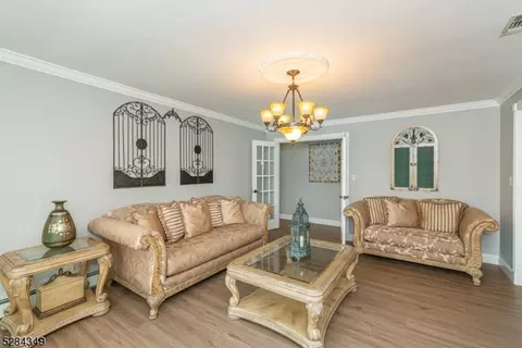 164 Jackson Ave, Wayne, NJ 07470 photo 2