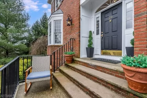 29 Vista Trl, Wayne, NJ 07470 photo 3
