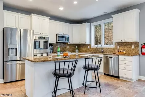 29 Vista Trl, Wayne, NJ 07470 photo 15