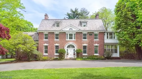 332 N Ridgewood Rd, South Orange, NJ 07079