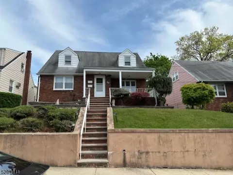30 Maitland Pl, Garfield, NJ 07026