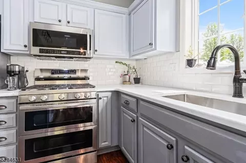 1 Spring Hollow Rd, Wantage, NJ 07461 photo 8