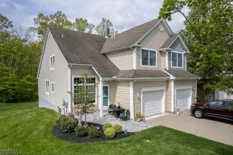1 Spring Hollow Rd, Wantage, NJ 07461 photo 3