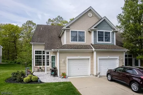1 Spring Hollow Rd, Wantage, NJ 07461