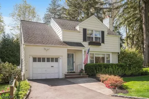 10 Overhill Rd, Summit, NJ 07901