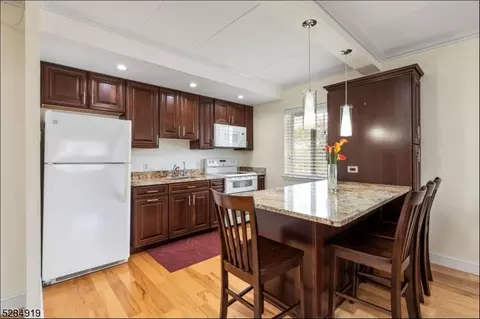 255 Tucker Ave #307, Union, NJ 07083