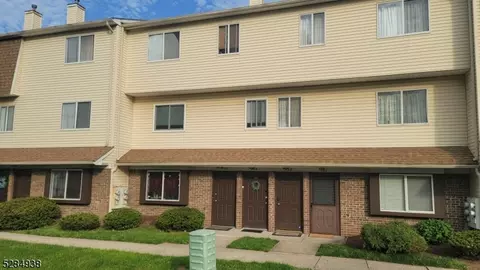 407 Orchard Meadows Dr, Union, NJ 07083