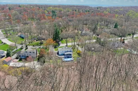9 Crest Dr, Randolph, NJ 07869 photo 45