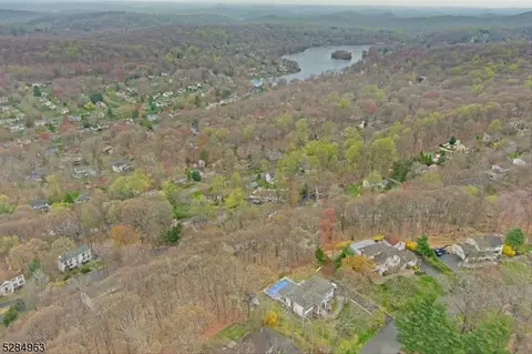 9 Crest Dr, Randolph, NJ 07869 photo 47