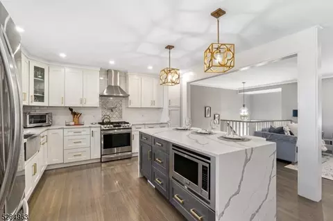 9 Crest Dr, Randolph, NJ 07869 photo 9