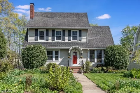 40 Fielding Ct, South Orange, NJ 07079