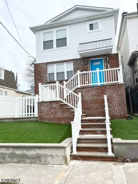 1080 Grove St, Irvington, NJ 07111