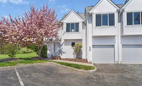 8 Jefferson Ct #8, Montville, NJ 07045