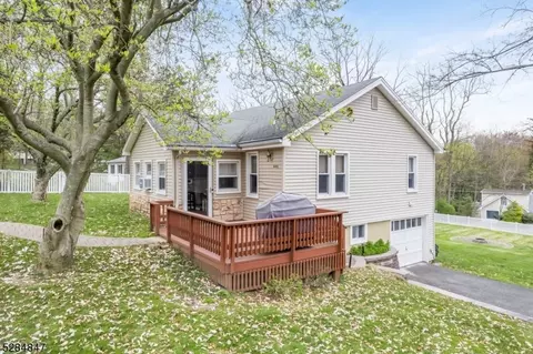 840 Park Rd # A, Morris Plains, NJ 07950